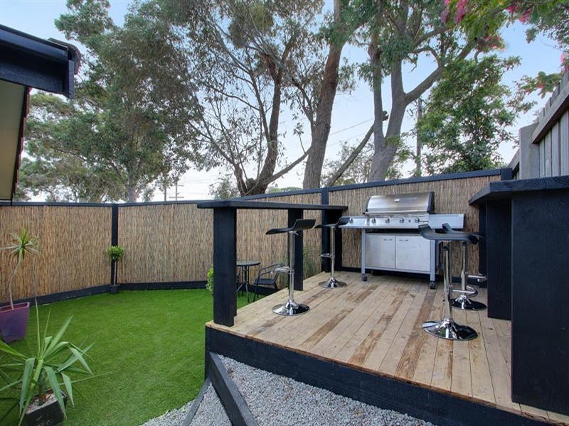 1/2 Oakland Street, Mornington VIC 3931