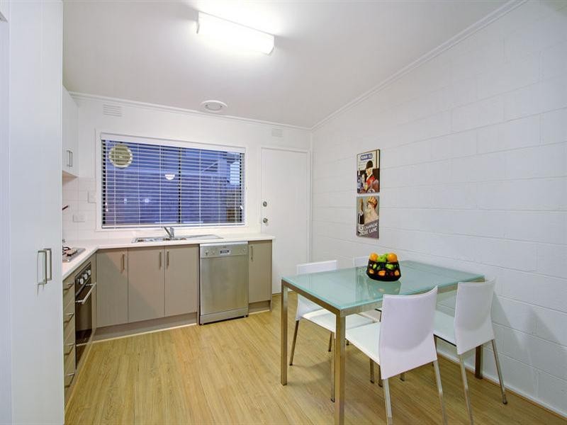 3/12 Campbell Grove, Mornington VIC 3931