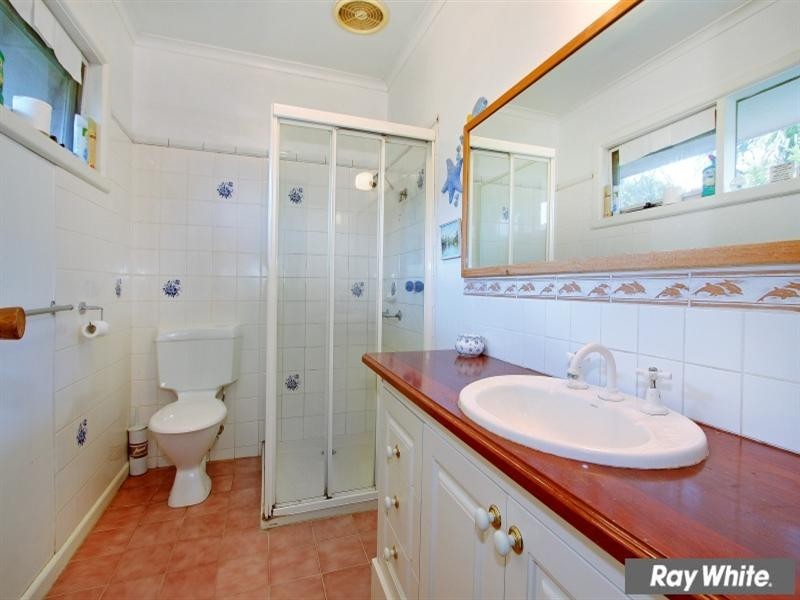 27 Roehampton Crescent, Mount Eliza VIC 3930