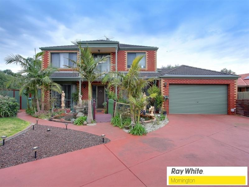 13 Parkside Crescent, Mornington VIC 3931