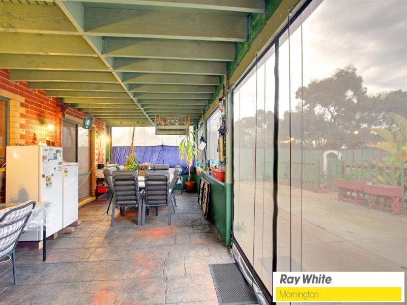 13 Parkside Crescent, Mornington VIC 3931