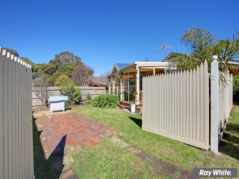 22 Neptune Street, Mornington VIC 3931