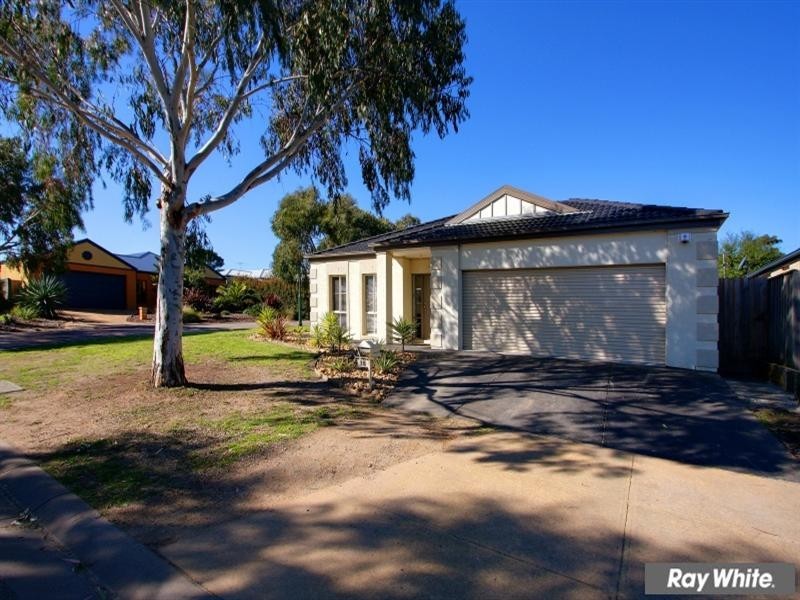 16 Esperance Court, Mount Martha VIC 3934