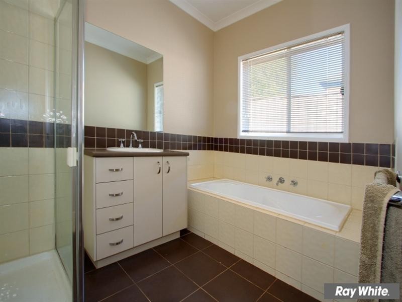 16 Esperance Court, Mount Martha VIC 3934