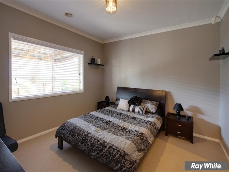 16 Esperance Court, Mount Martha VIC 3934
