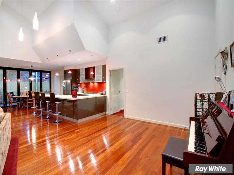 2/808 Nepean Highway, Mornington VIC 3931