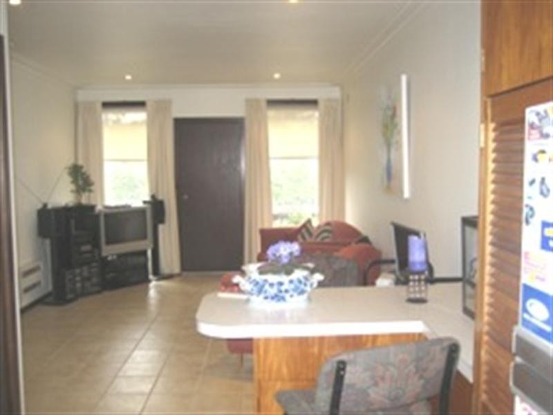 1/56 Venice Street, Mornington VIC 3931