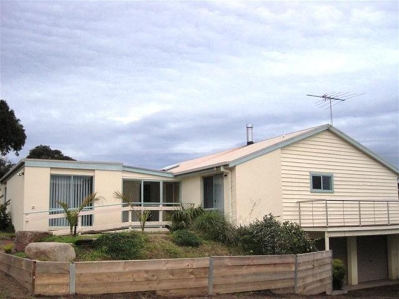 12 Fairbairn Avenue, Mount Martha VIC 3934