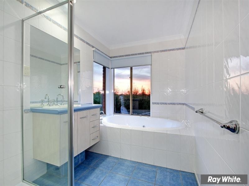 3 Whitsunday Court, Mount Martha VIC 3934