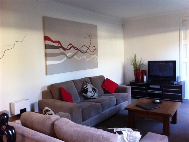 2/32 Napier Street, Mornington VIC 3931