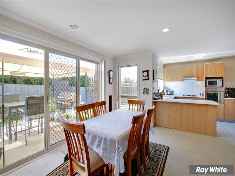 33 Meadow Crest Circuit, Mount Martha VIC 3934