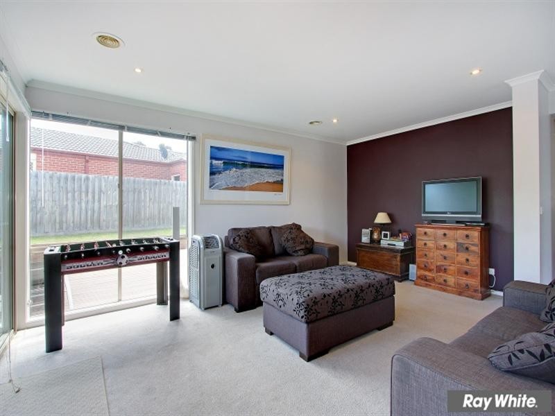 6 Sweetlands Court, Mount Martha VIC 3934