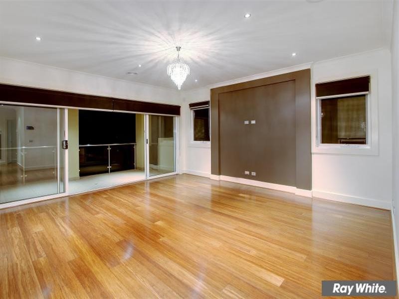 10 Sundown Drive, Mount Martha VIC 3934