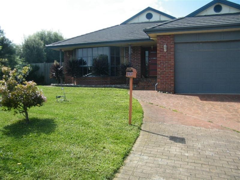 10 Knighton Court, Mornington VIC 3931