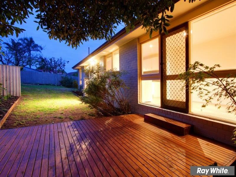 24 Kiandra Street, Mornington VIC 3931