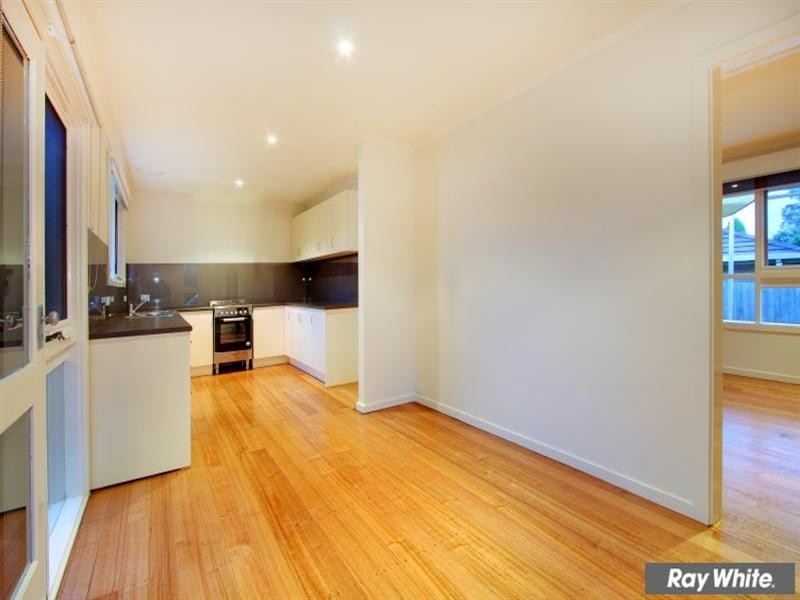 24 Kiandra Street, Mornington VIC 3931