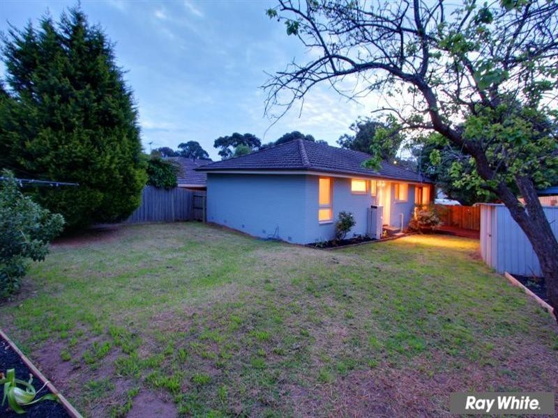 24 Kiandra Street, Mornington VIC 3931