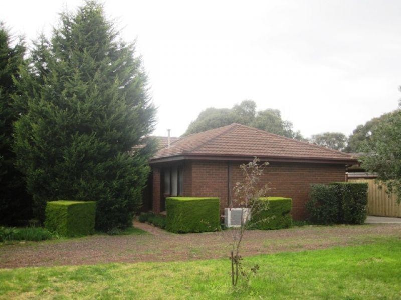 32 Yarrabin Drive, Mount Martha VIC 3934