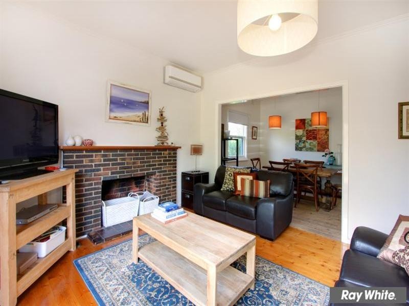 1/102 Barkly Street, Mornington VIC 3931