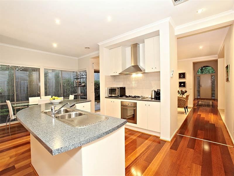 7 Orchid Avenue, Mornington VIC 3931