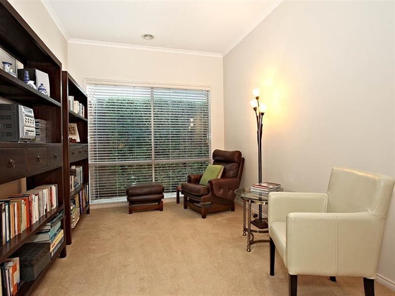 7 Orchid Avenue, Mornington VIC 3931