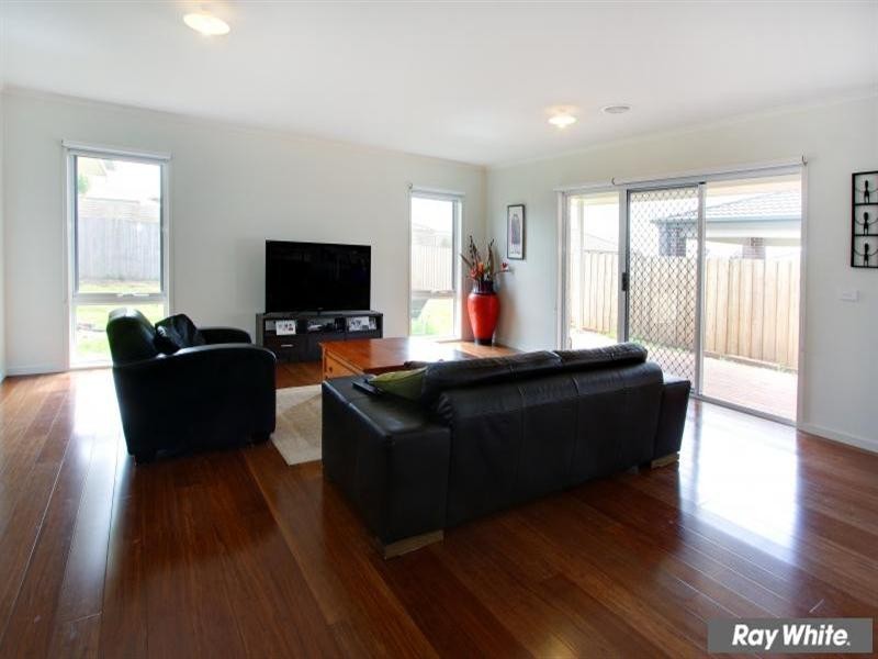 10 Elspeth Circuit, Mount Martha VIC 3934