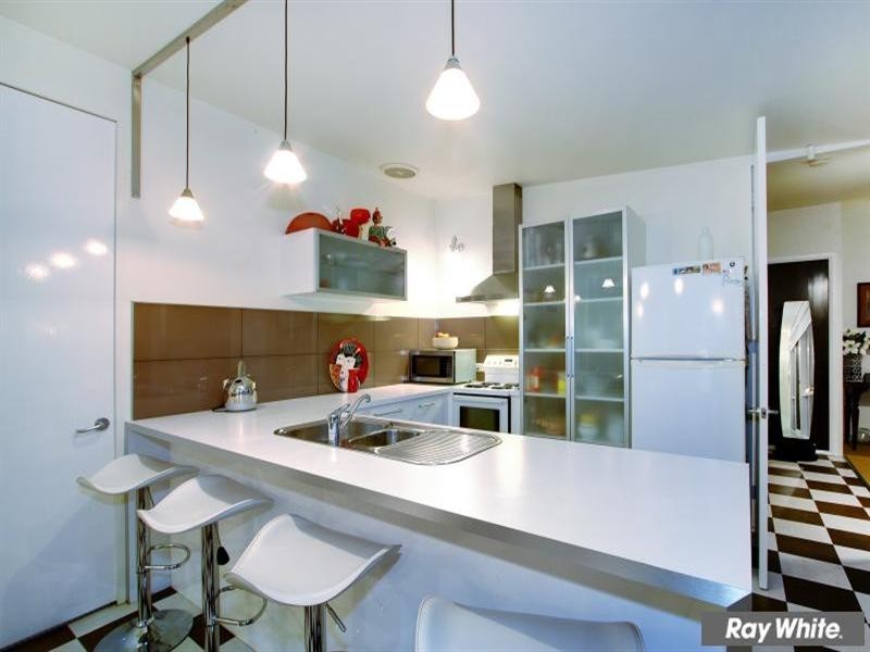 9/8 Johns Road, Mornington VIC 3931