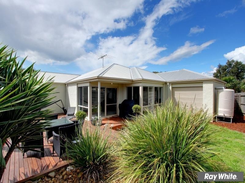 6 Sweetlands Court, Mount Martha VIC 3934