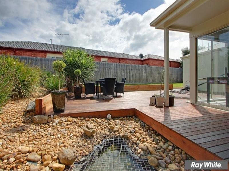 6 Sweetlands Court, Mount Martha VIC 3934