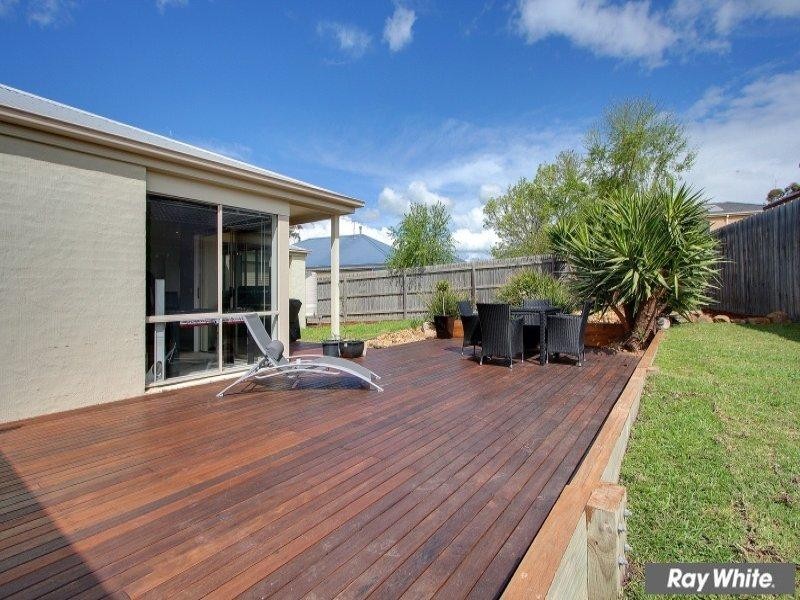 6 Sweetlands Court, Mount Martha VIC 3934