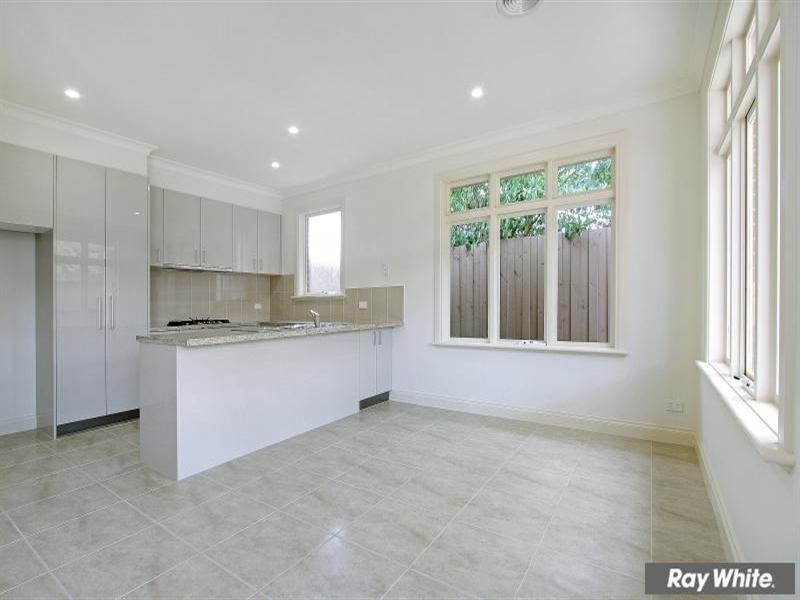 4 Brent Street, Mornington VIC 3931