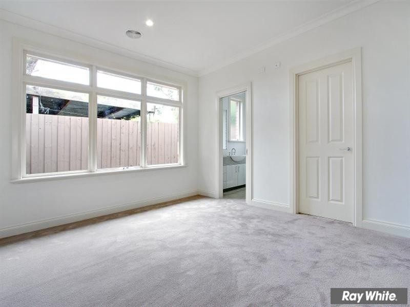 4 Brent Street, Mornington VIC 3931