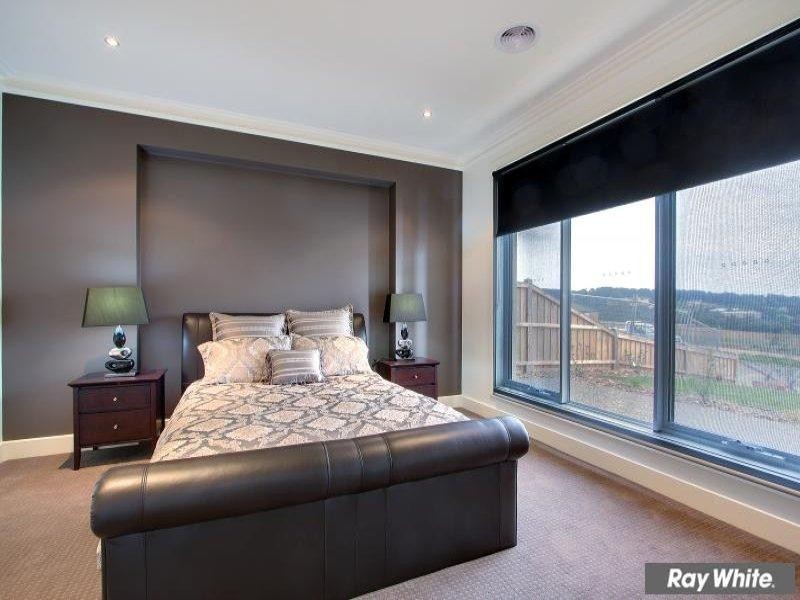 10 Sundown Drive, Mount Martha VIC 3934