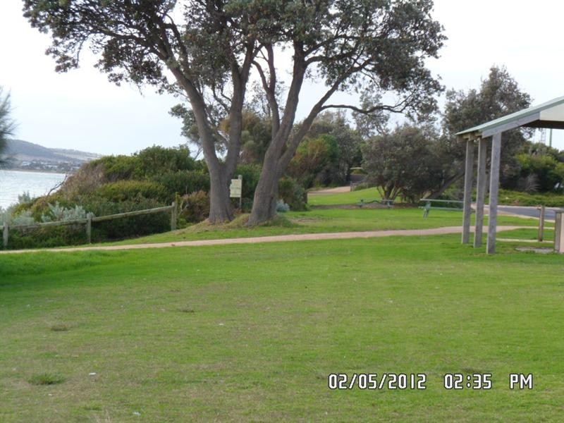 17 Tonkin Street, Safety Beach VIC 3936