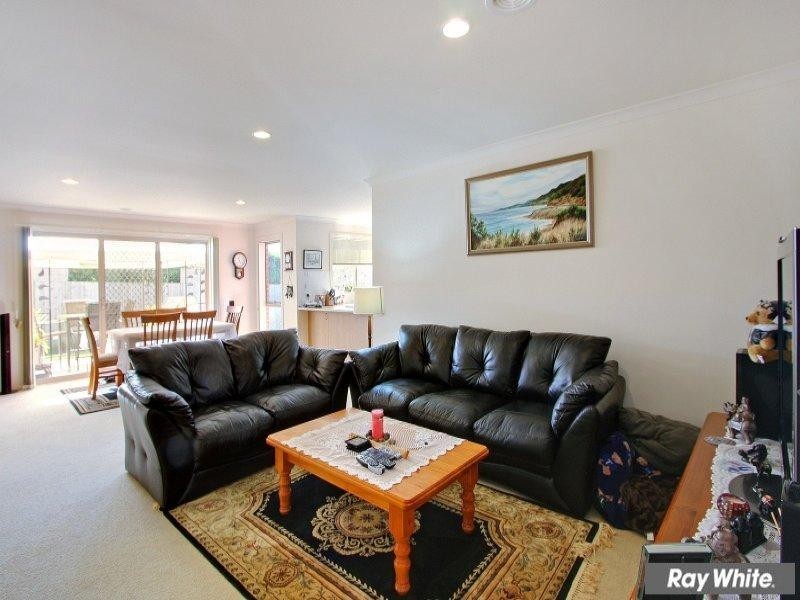 33 Meadow Crest Circuit, Mount Martha VIC 3934