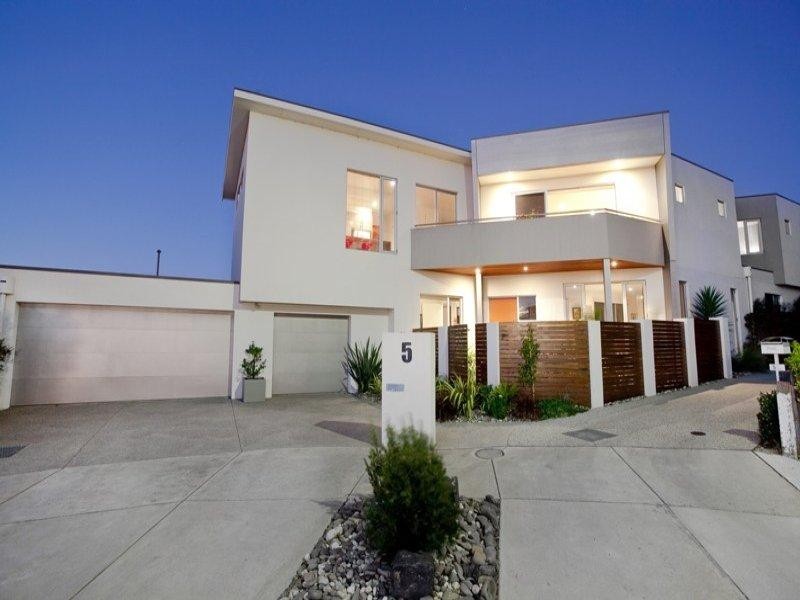 5 Rockcliff Court, Mornington VIC 3931