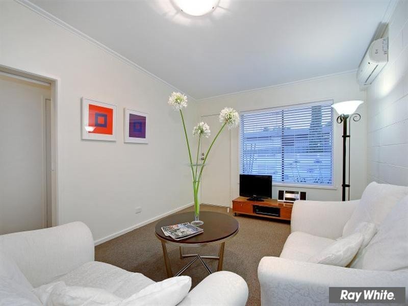 2/12 Campbell Grove, Mornington VIC 3931