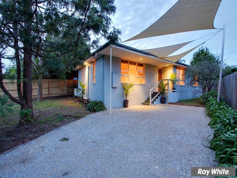 24 Kiandra Street, Mornington VIC 3931