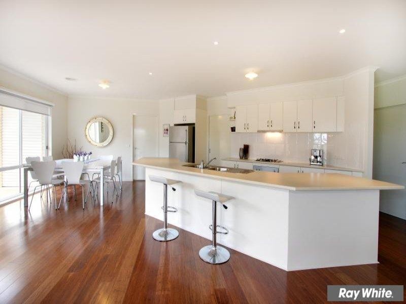 10 Elspeth Circuit, Mount Martha VIC 3934