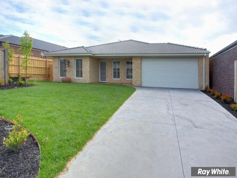 10 Elspeth Circuit, Mount Martha VIC 3934