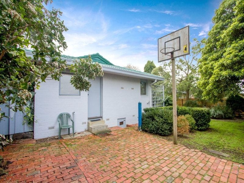 8 Narrung Road, Mount Eliza VIC 3930