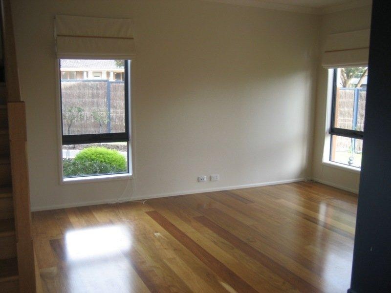 15 Gleneagles Avenue, Mornington VIC 3931