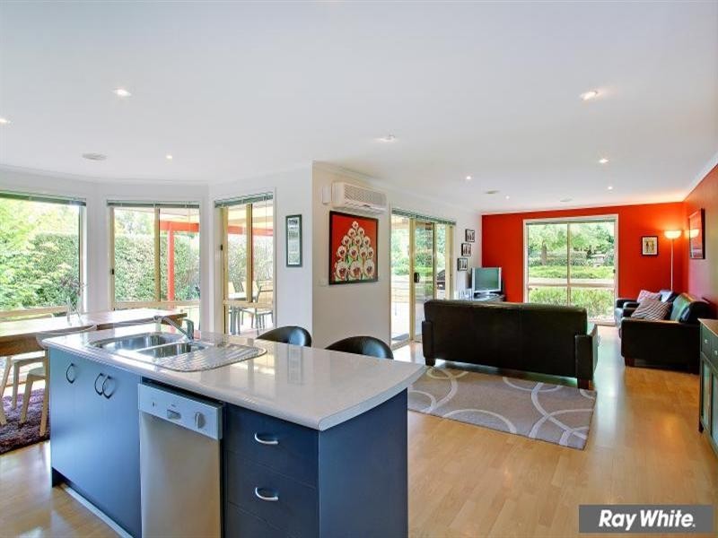 13 Veda Avenue, Mount Martha VIC 3934