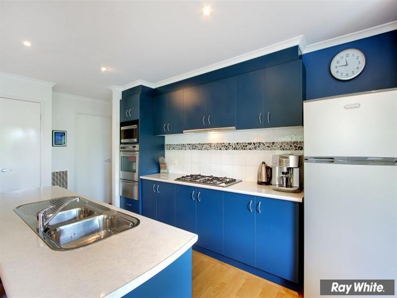 13 Veda Avenue, Mount Martha VIC 3934