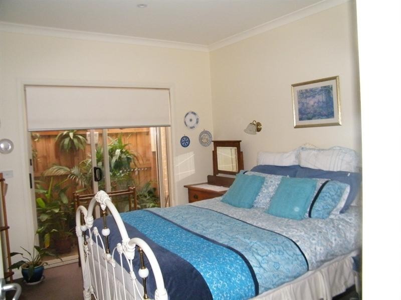 1/27 Empire Street, Mornington VIC 3931