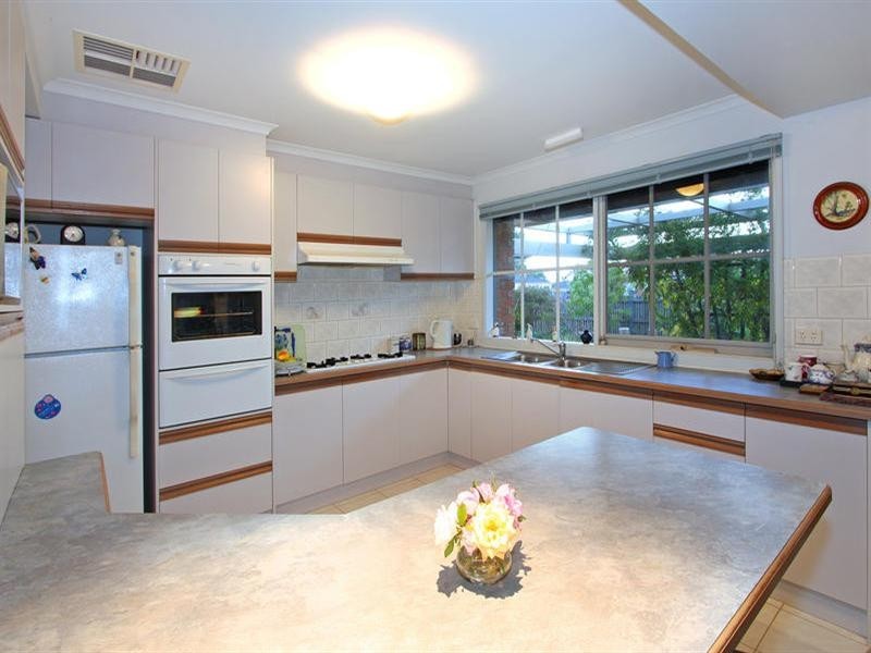 1 Maggie Mews, Safety Beach VIC 3936