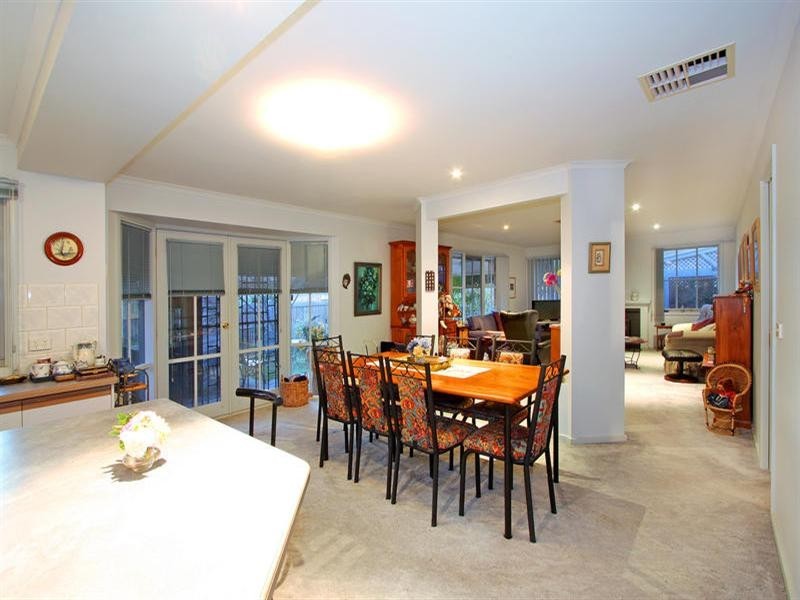 1 Maggie Mews, Safety Beach VIC 3936