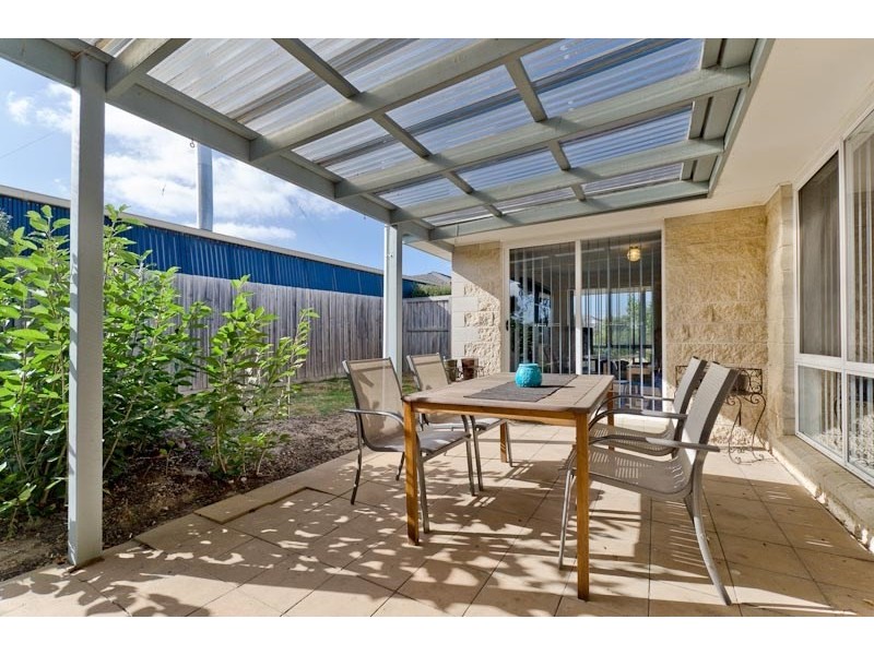 26 Samantha Drive, Mornington VIC 3931