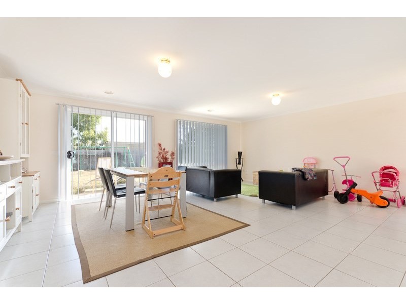 26 Samantha Drive, Mornington VIC 3931