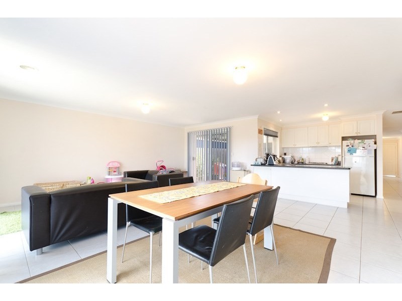 26 Samantha Drive, Mornington VIC 3931